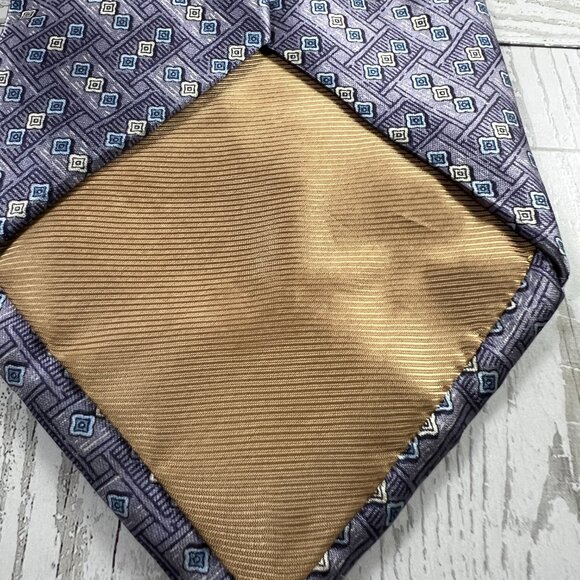 Beaufort Tie Rack - 100% Italian Silk Geometric Patterned Tie in Blue and Gray - Picture 4 of 8